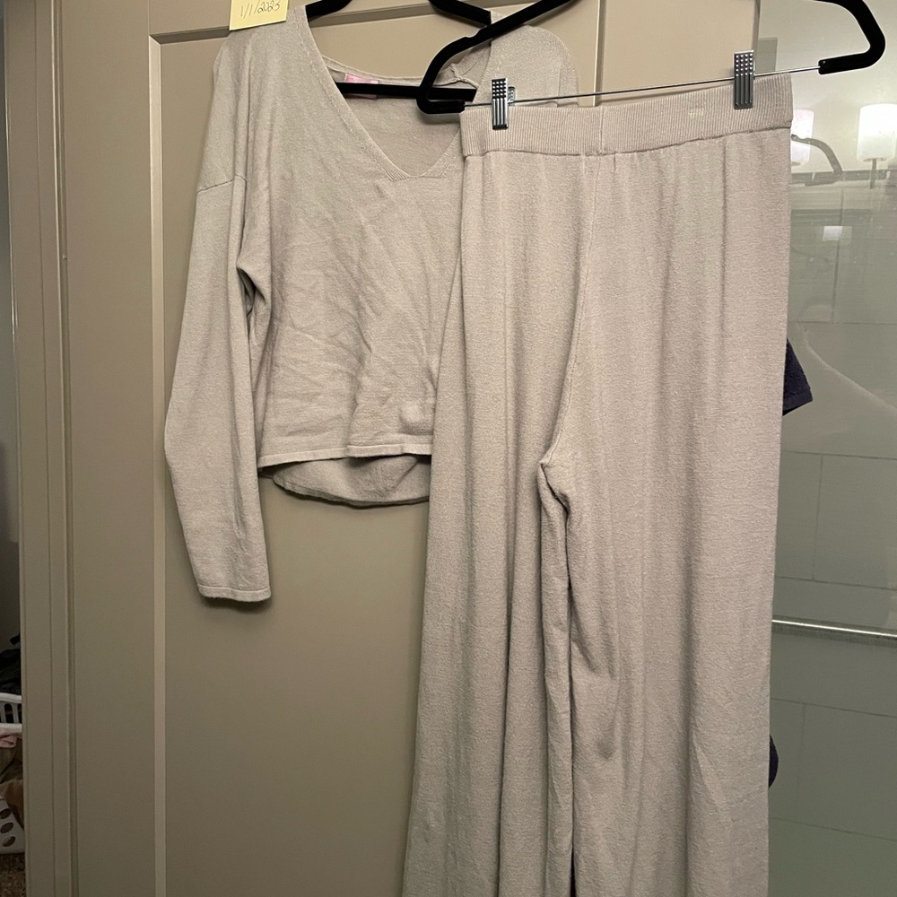 Sage Matching Set! - image 1